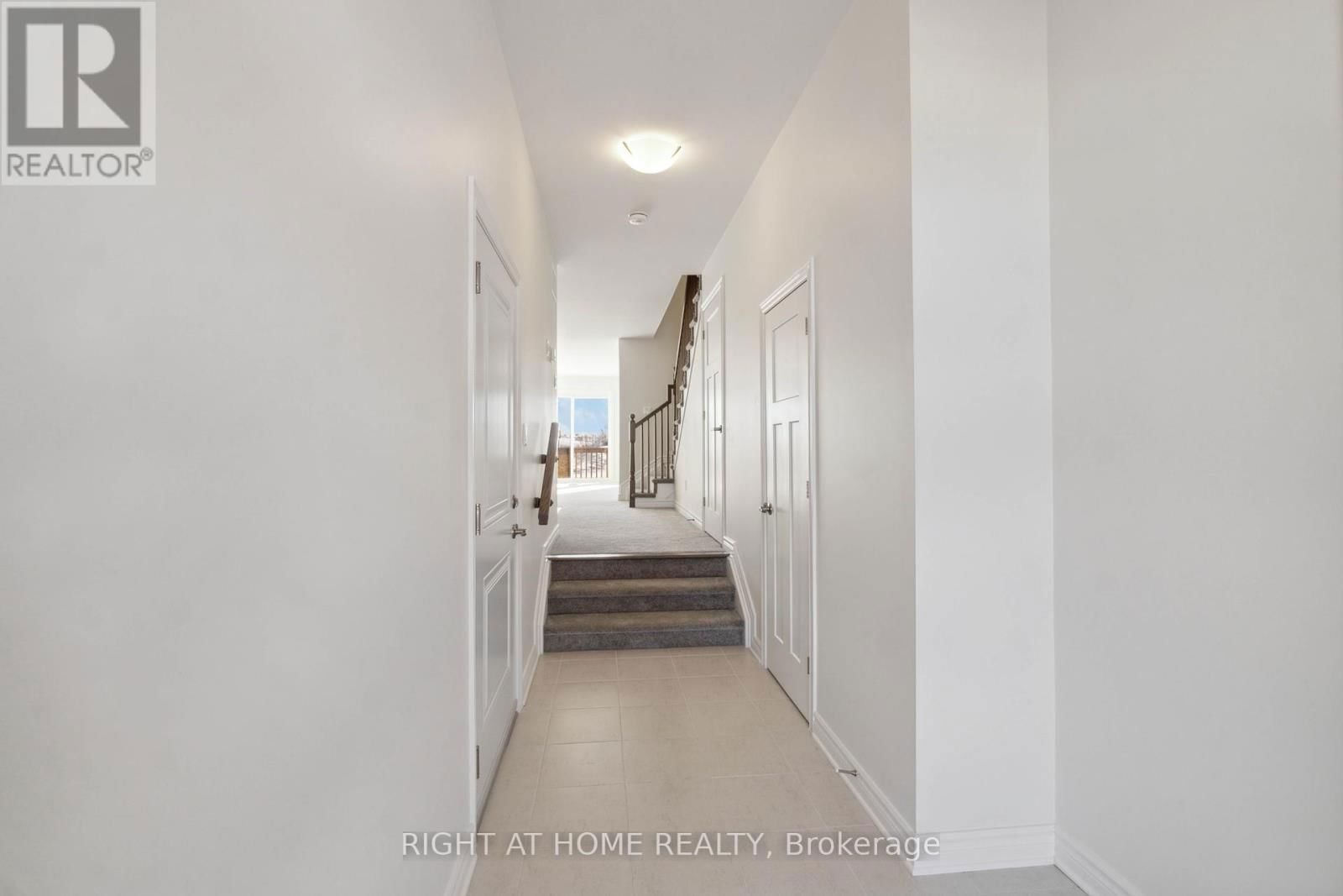 56 GRIFFITH WAY Image 42