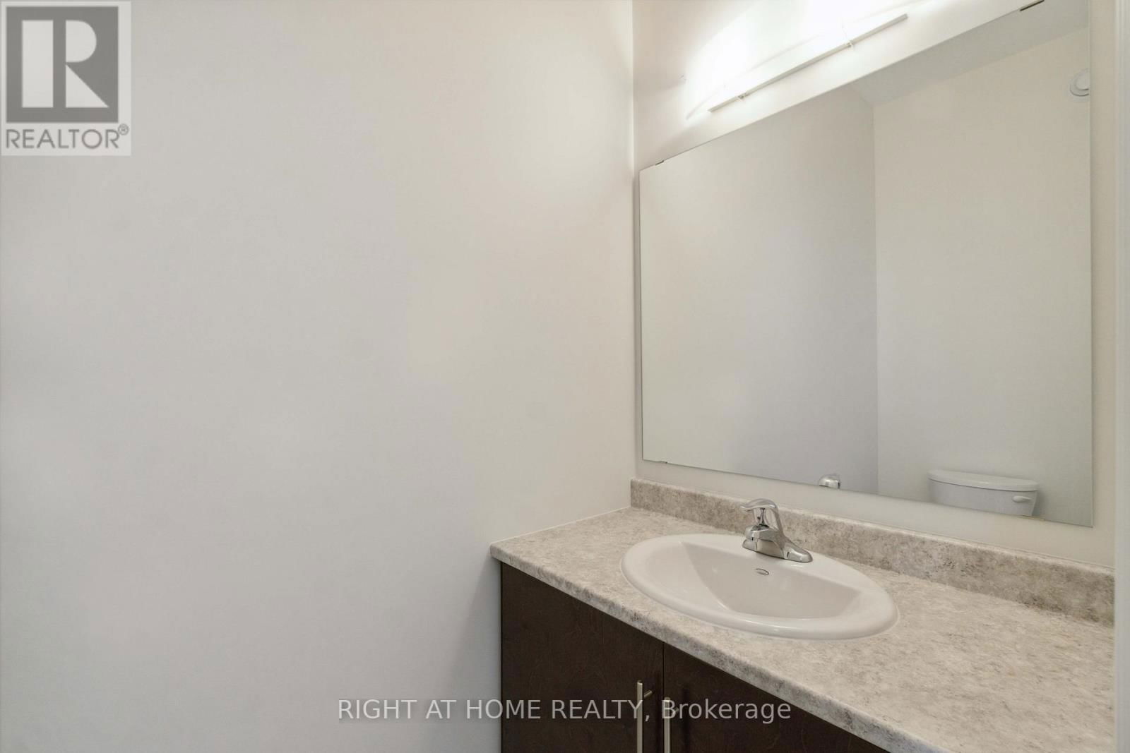 56 GRIFFITH WAY Image 43