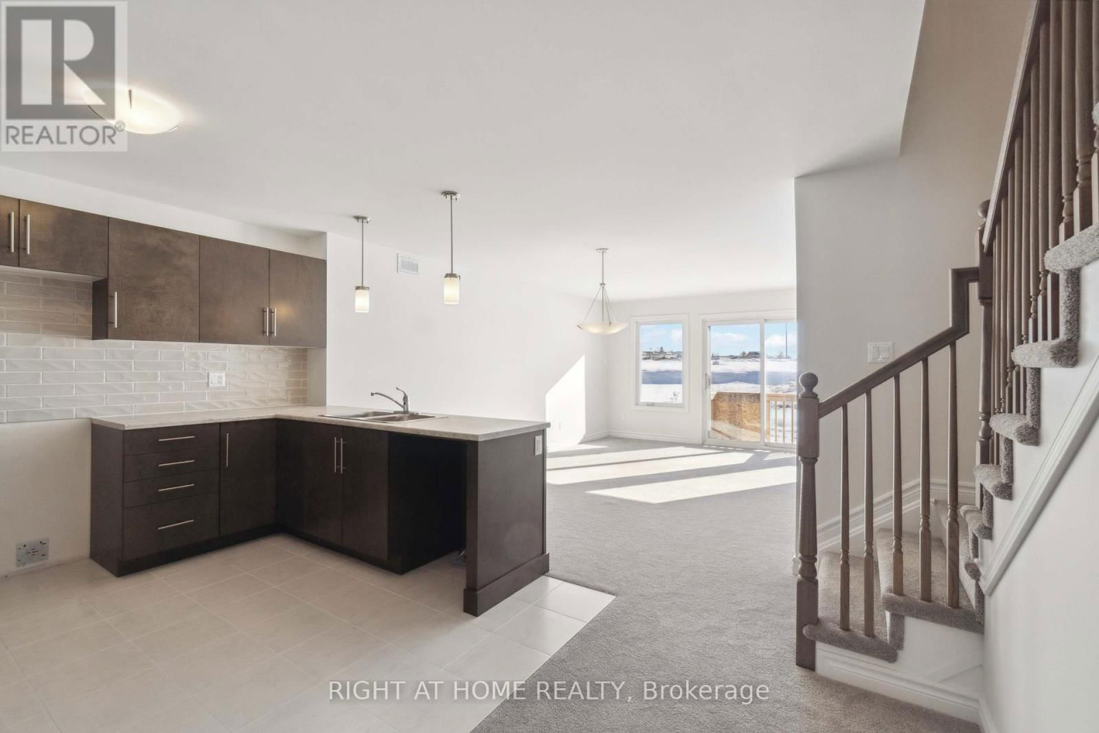 56 GRIFFITH WAY Image 45