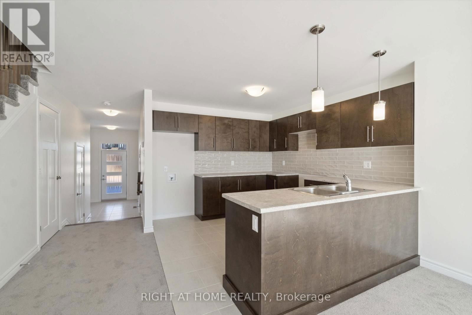 56 GRIFFITH WAY Image 47