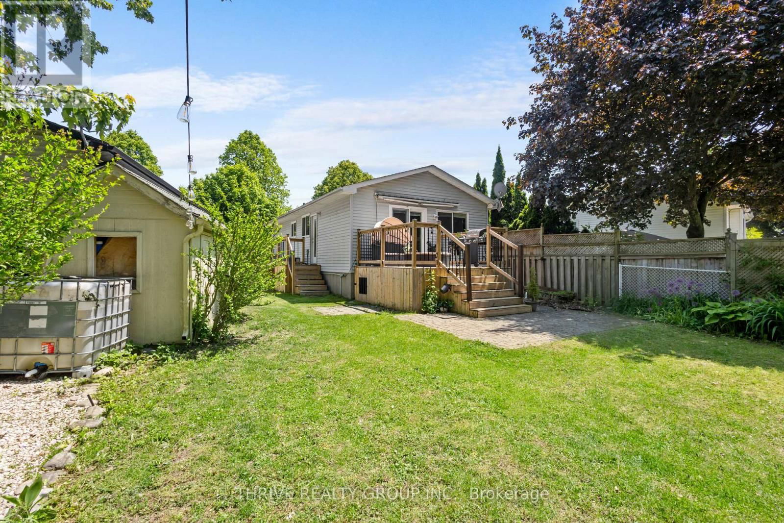170 OLYMPIC CRESCENT Image 36