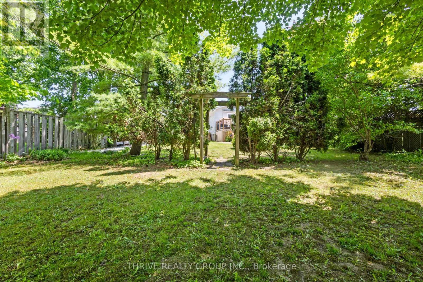 170 OLYMPIC CRESCENT Image 41
