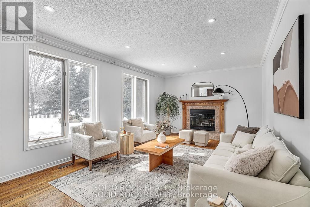 42 MARCHBROOK CIRCLE Image 13