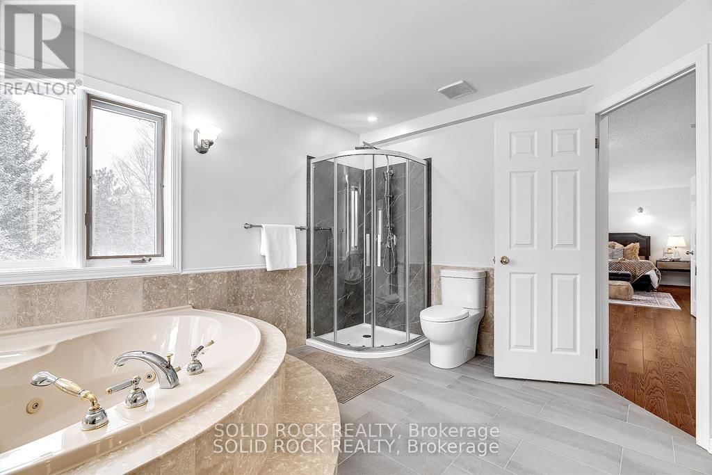 42 MARCHBROOK CIRCLE Image 23