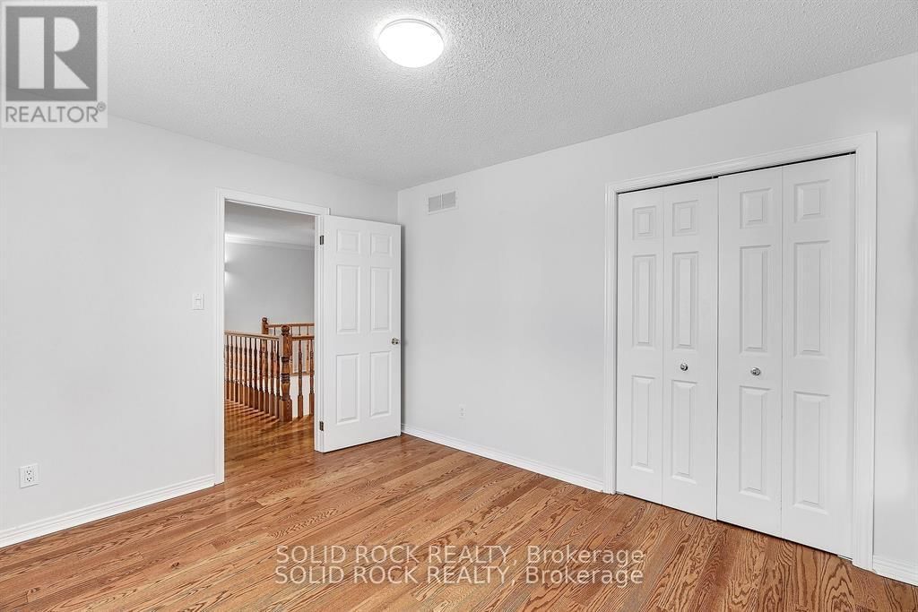 42 MARCHBROOK CIRCLE Image 24