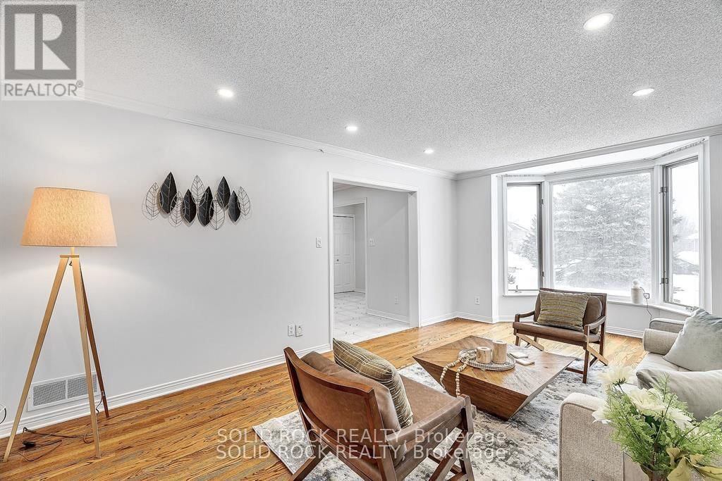 42 MARCHBROOK CIRCLE Image 6