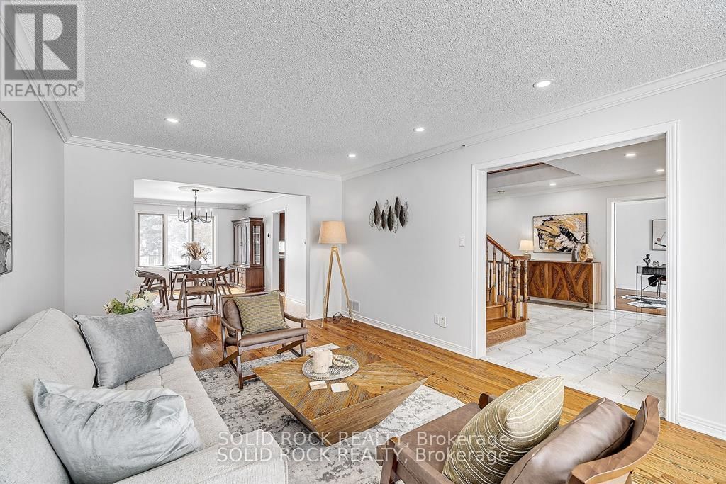 42 MARCHBROOK CIRCLE Image 7