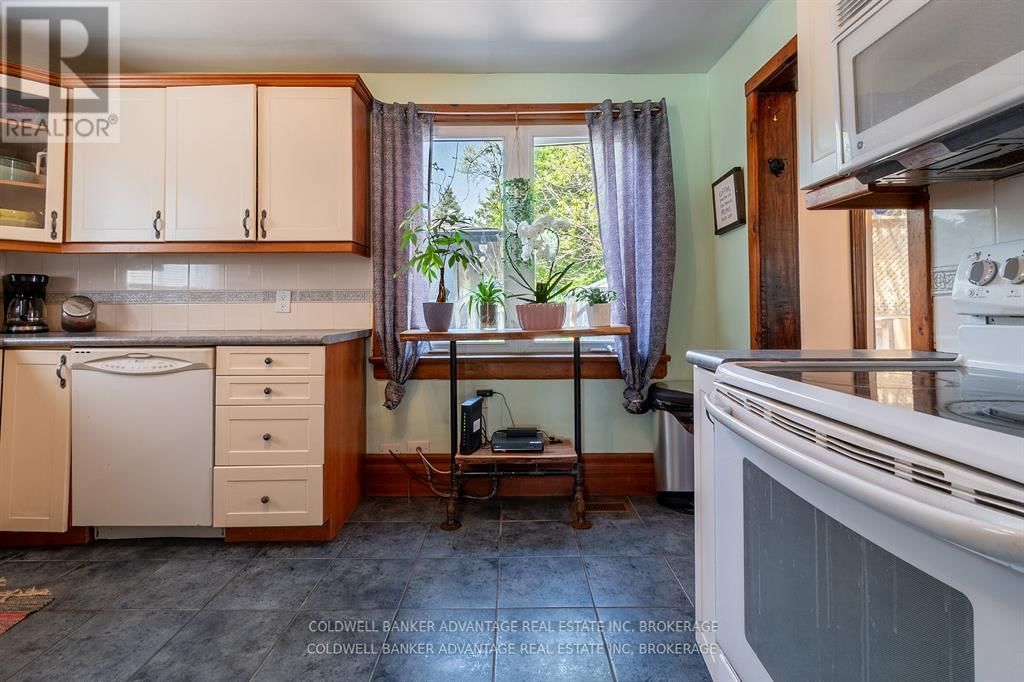 17 PORT ROBINSON ROAD Image 14