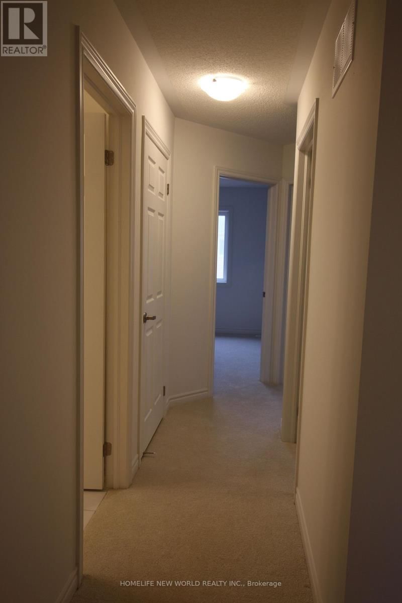 234 ELLIOT AVENUE WEST Image 14