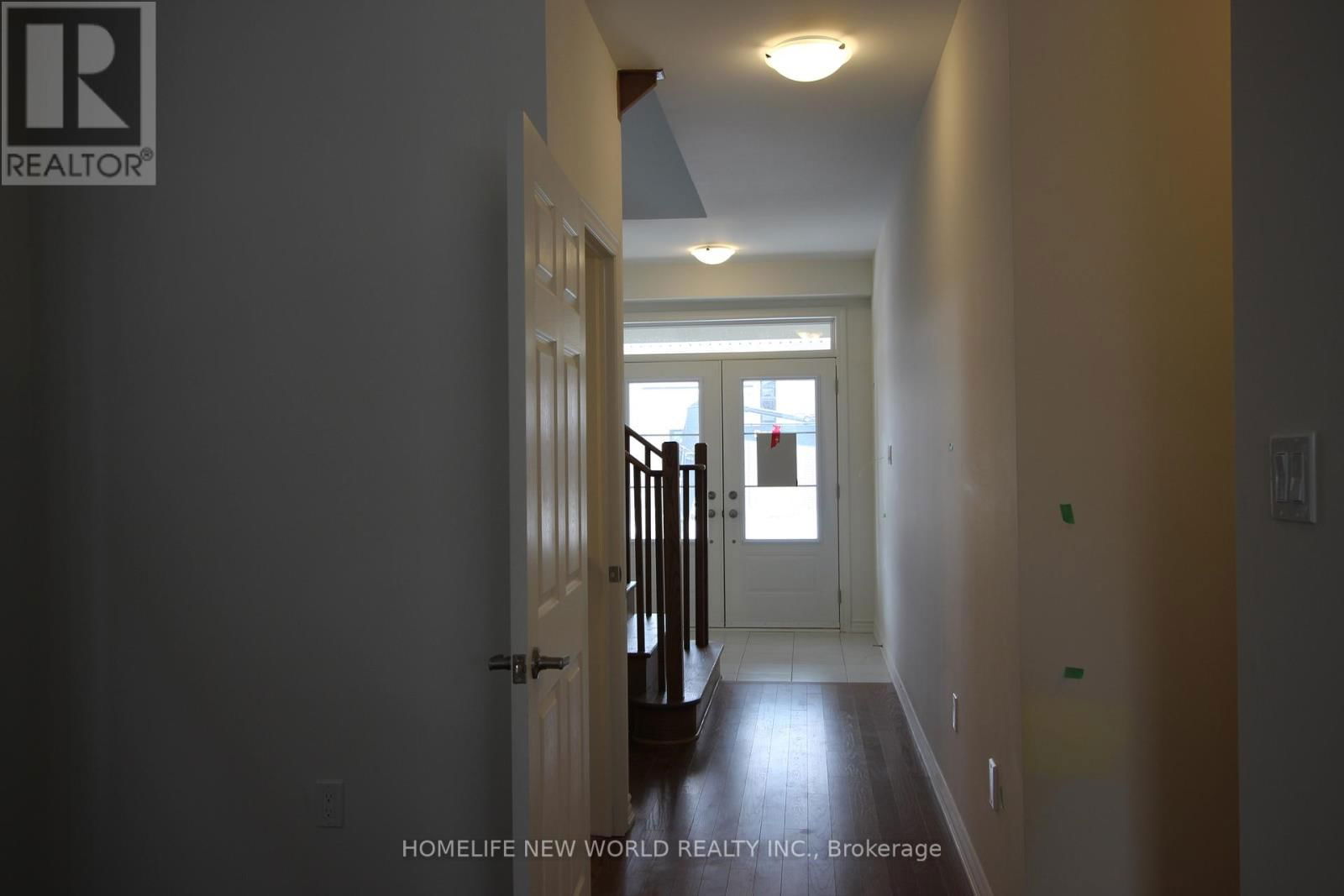 234 ELLIOT AVENUE WEST Image 5
