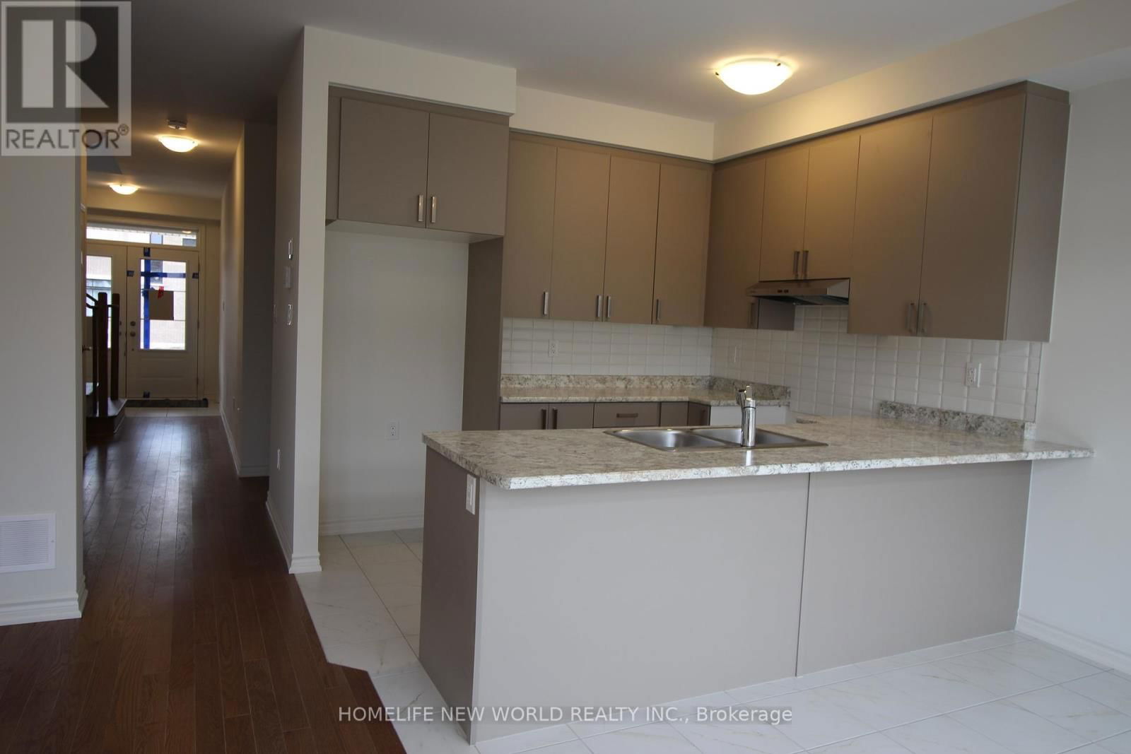 234 ELLIOT AVENUE WEST Image 9