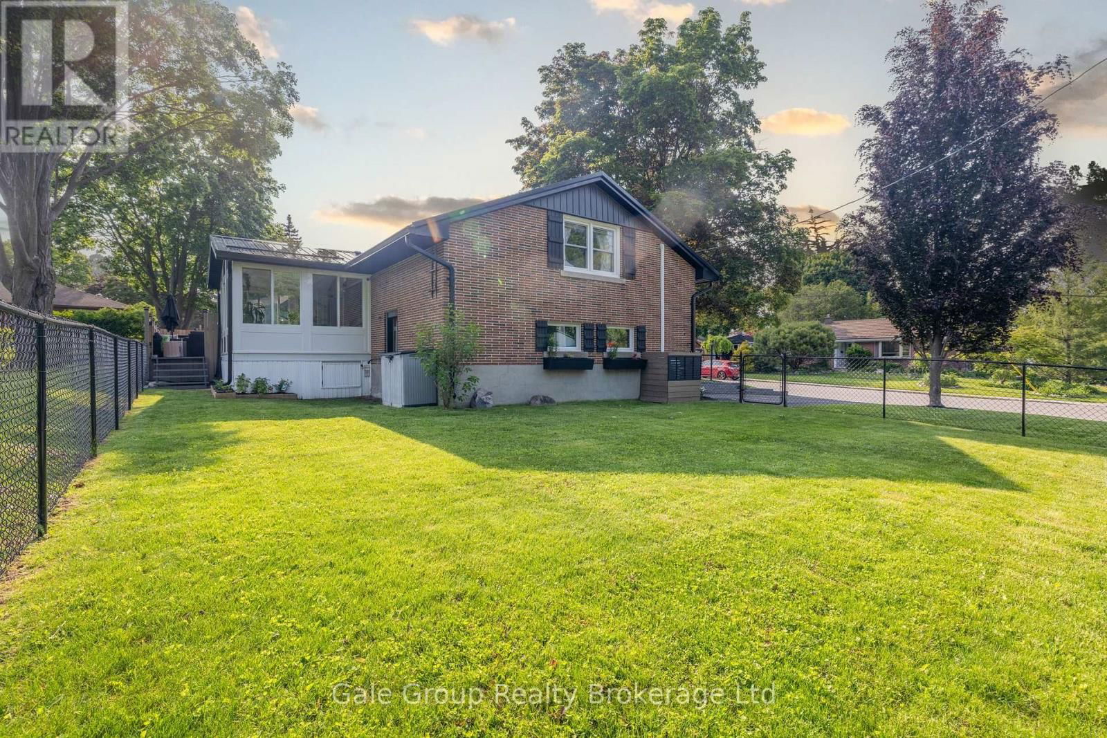 570 FAIR STREET Image 30