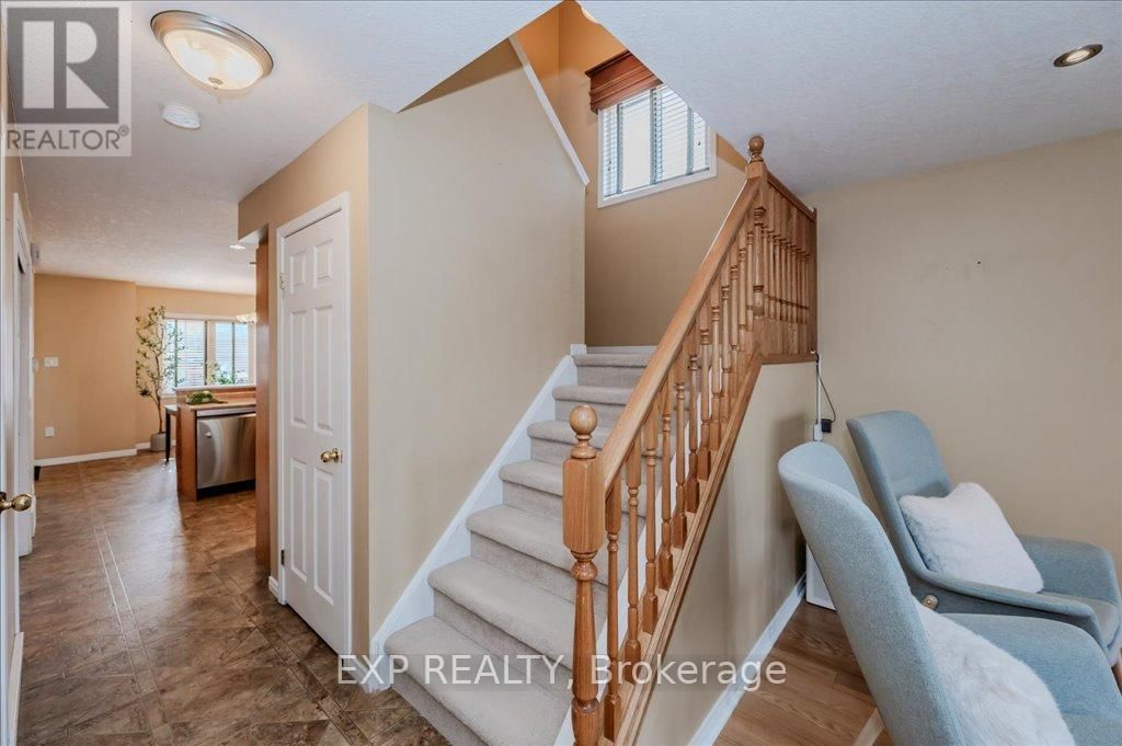 21A - 50 HOWE DRIVE Image 16