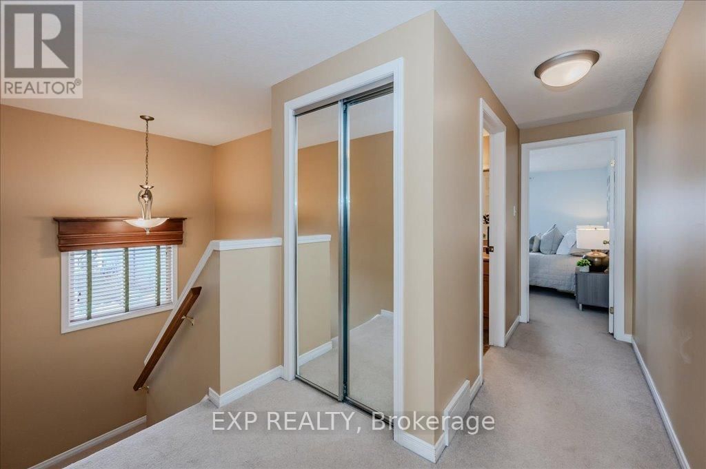 21A - 50 HOWE DRIVE Image 17