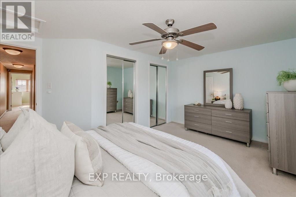 21A - 50 HOWE DRIVE Image 23
