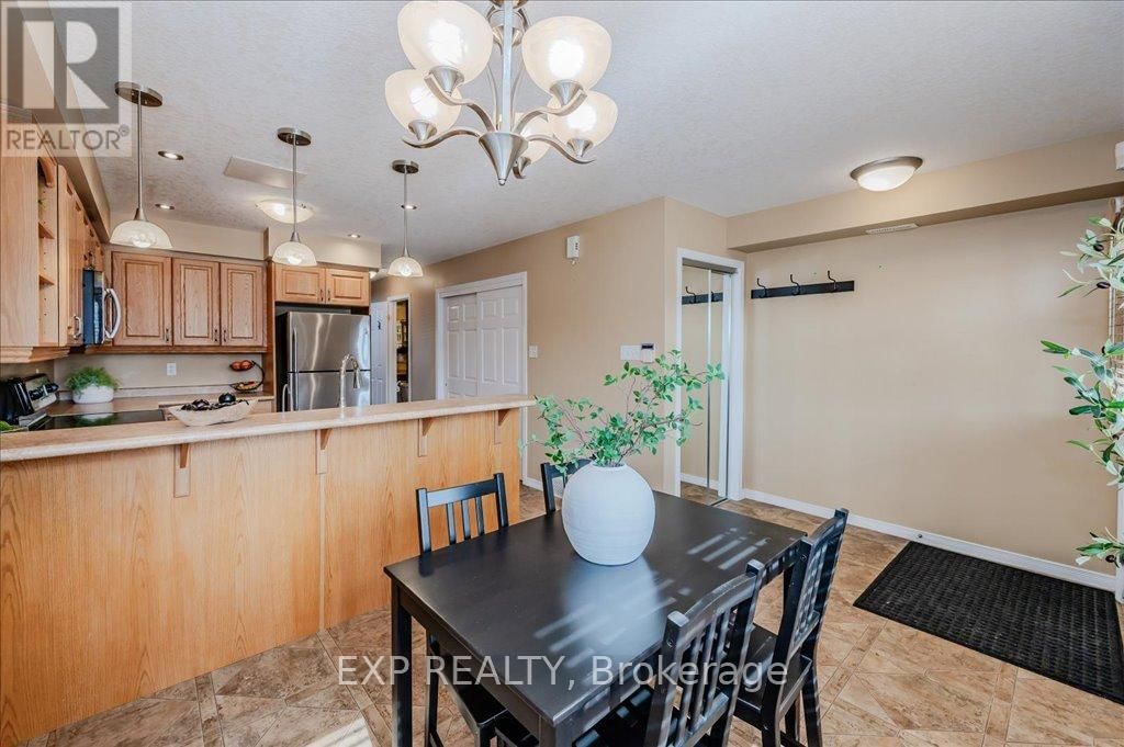 21A - 50 HOWE DRIVE Image 7