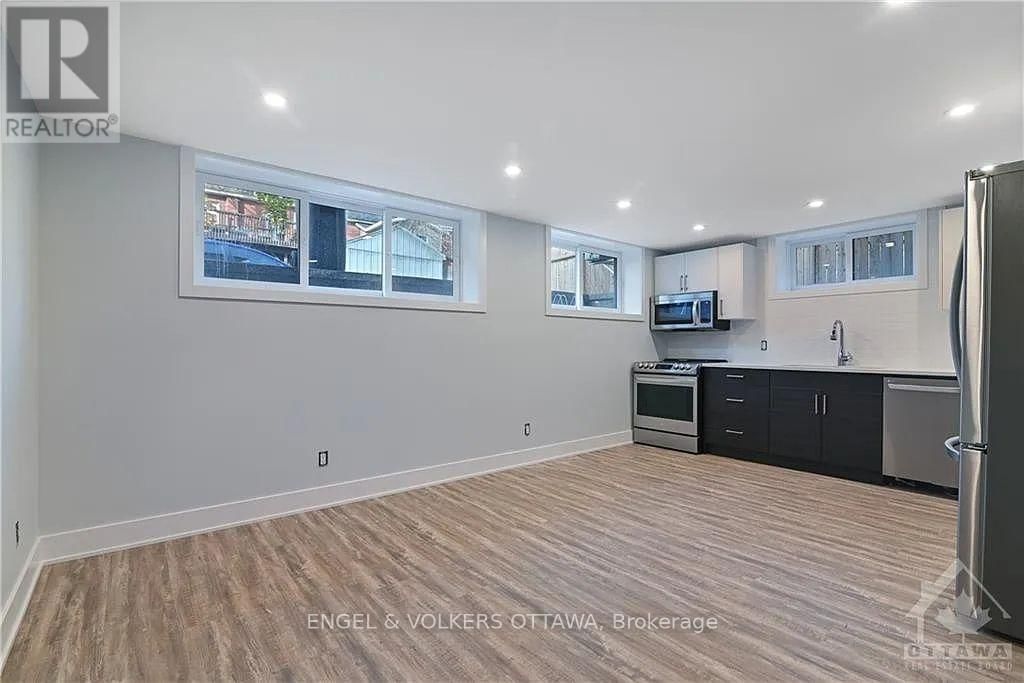 4 - 569 MCLEOD STREET Image 10