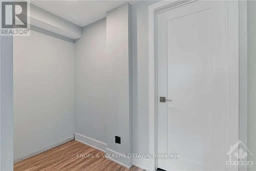 4 - 569 MCLEOD STREET Image 15