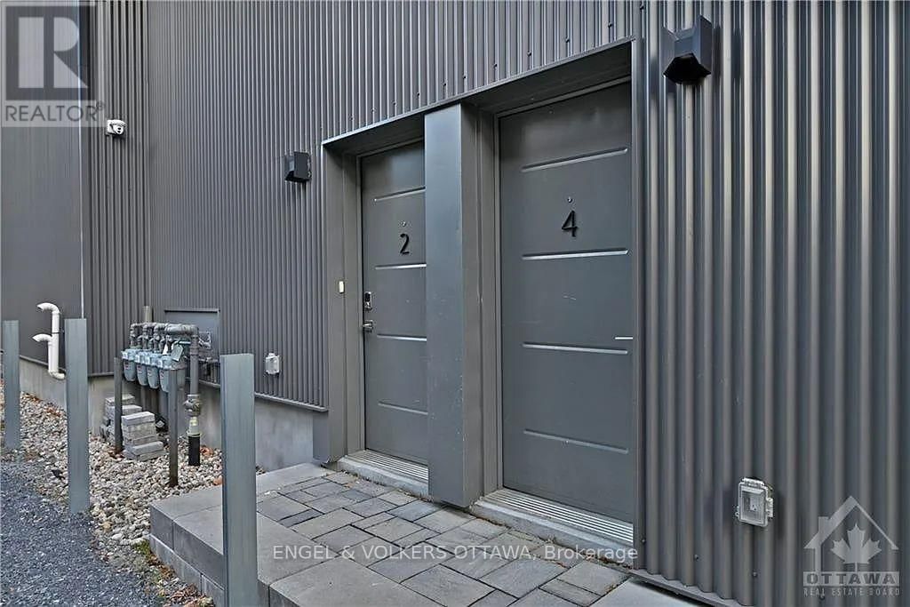 4 - 569 MCLEOD STREET Image 2