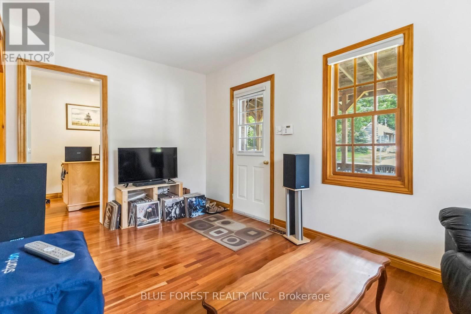 140 EMERSON AVENUE Image 11