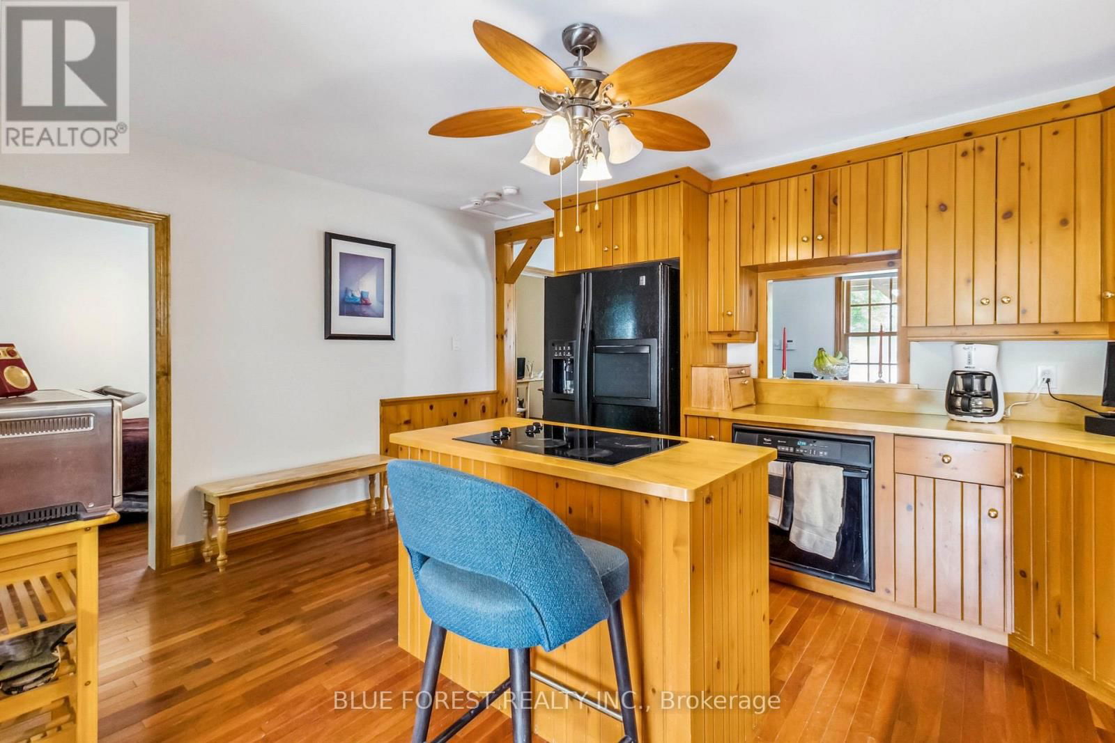 140 EMERSON AVENUE Image 16