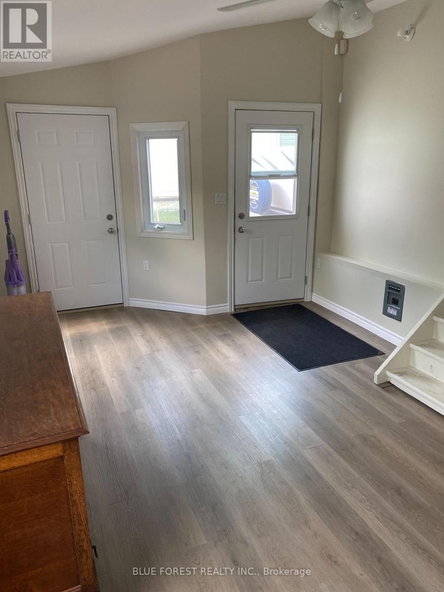 140 EMERSON AVENUE Image 24