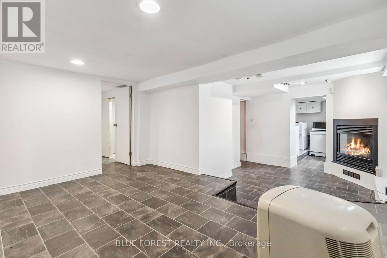 140 EMERSON AVENUE Image 29