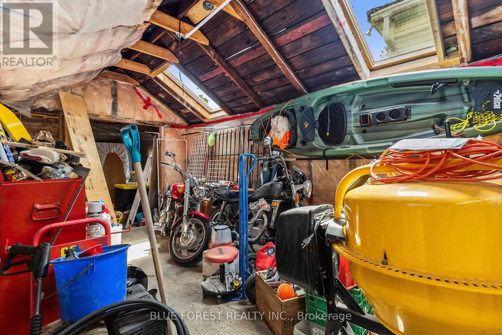 140 EMERSON AVENUE Image 35