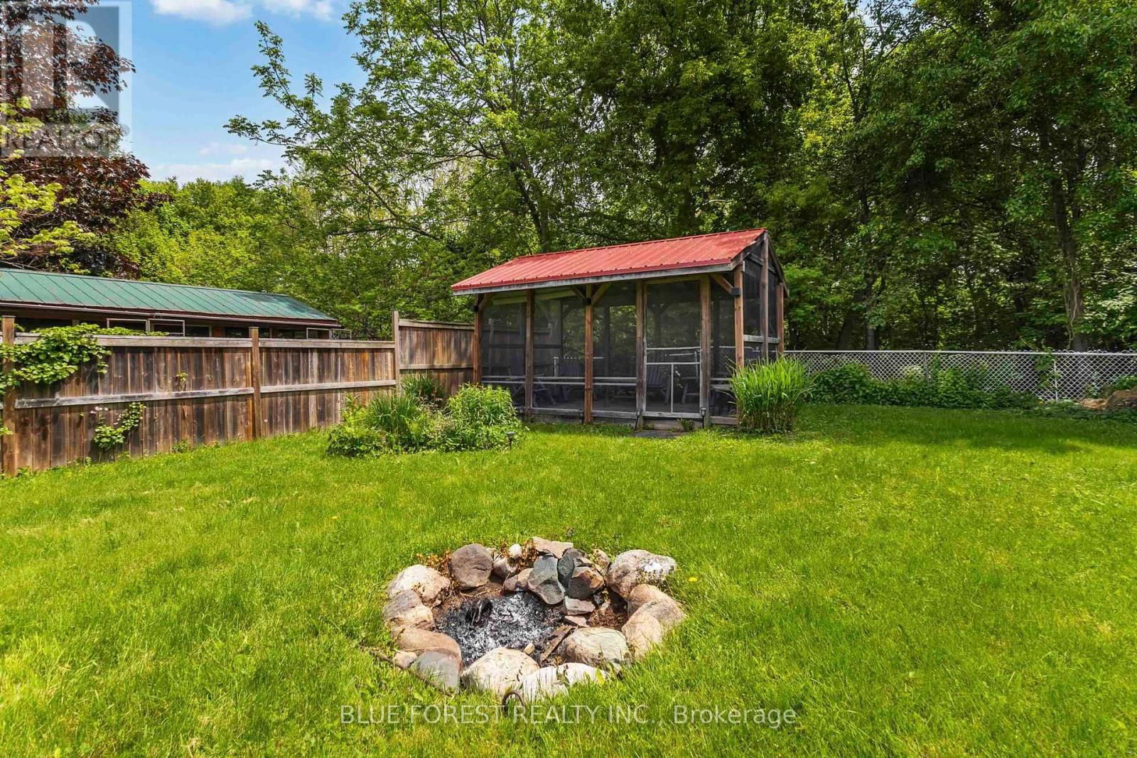 140 EMERSON AVENUE Image 36