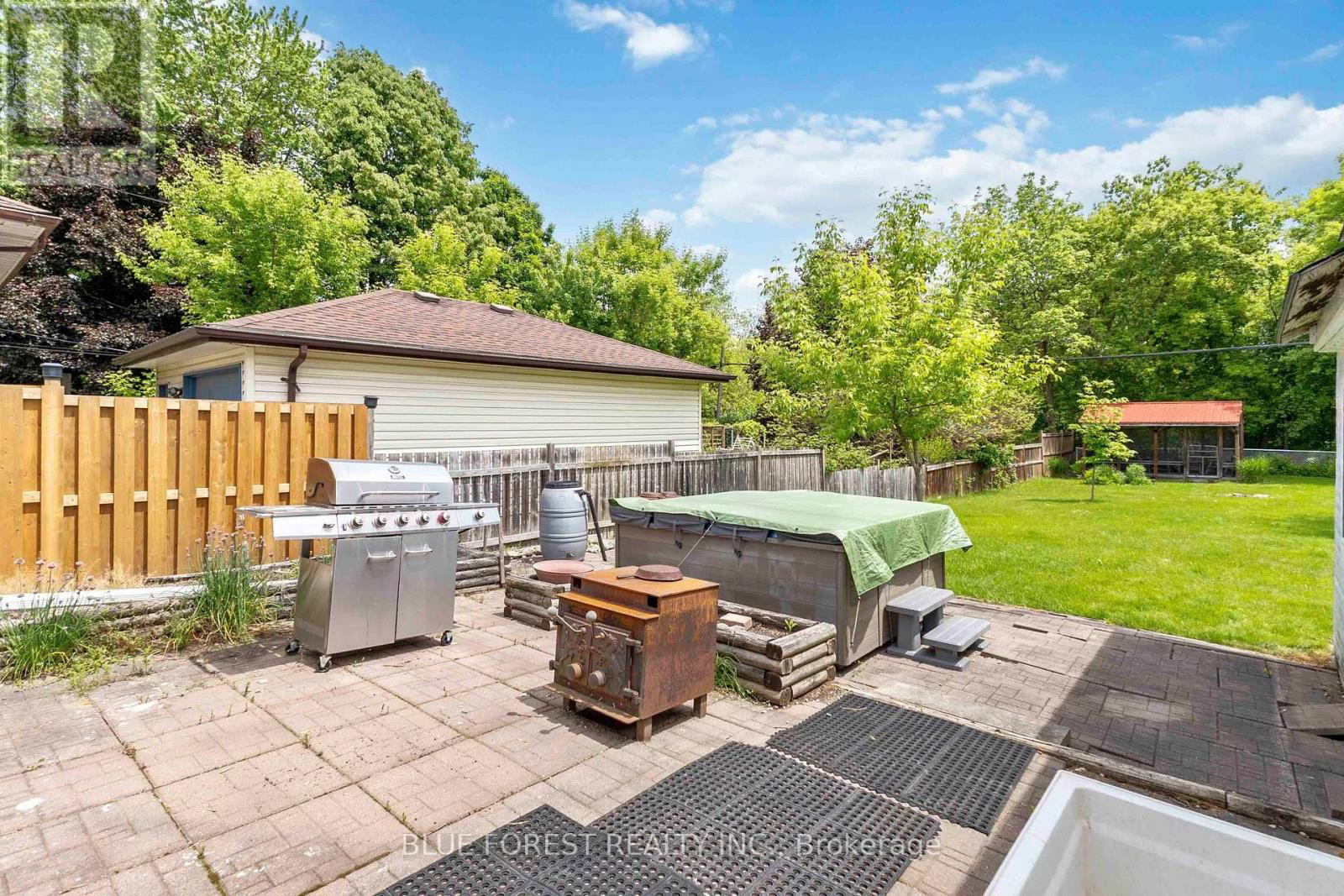 140 EMERSON AVENUE Image 44