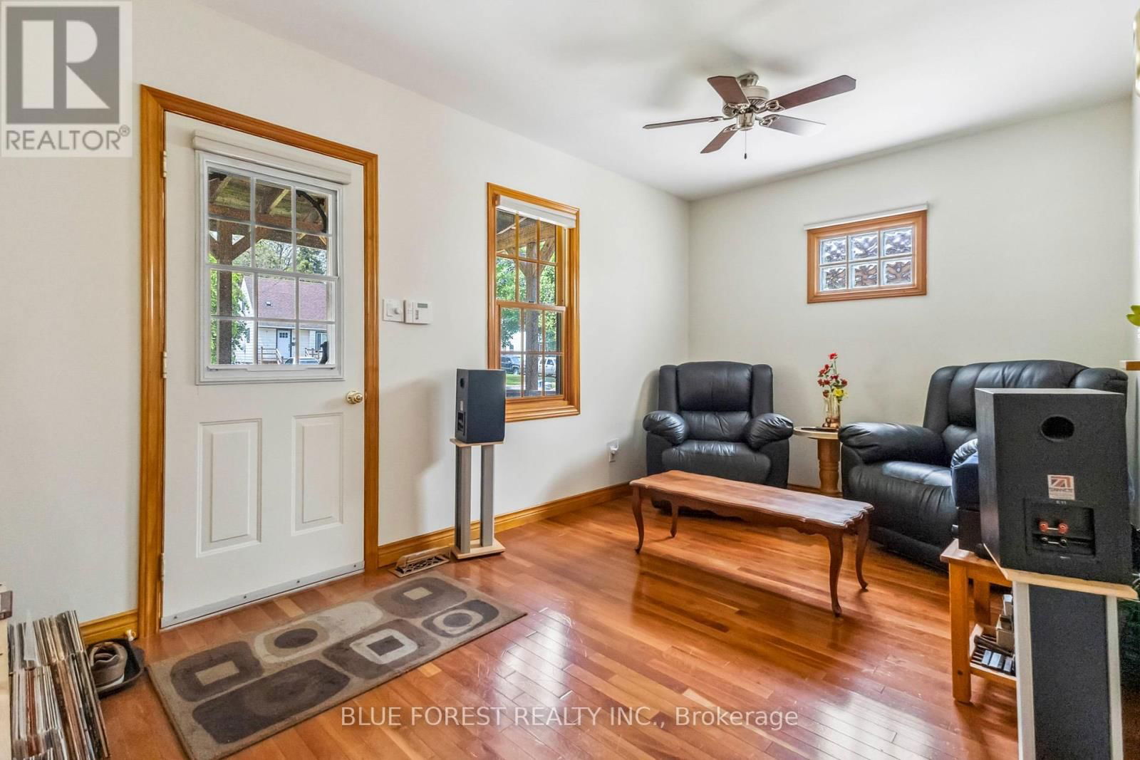 140 EMERSON AVENUE Image 9