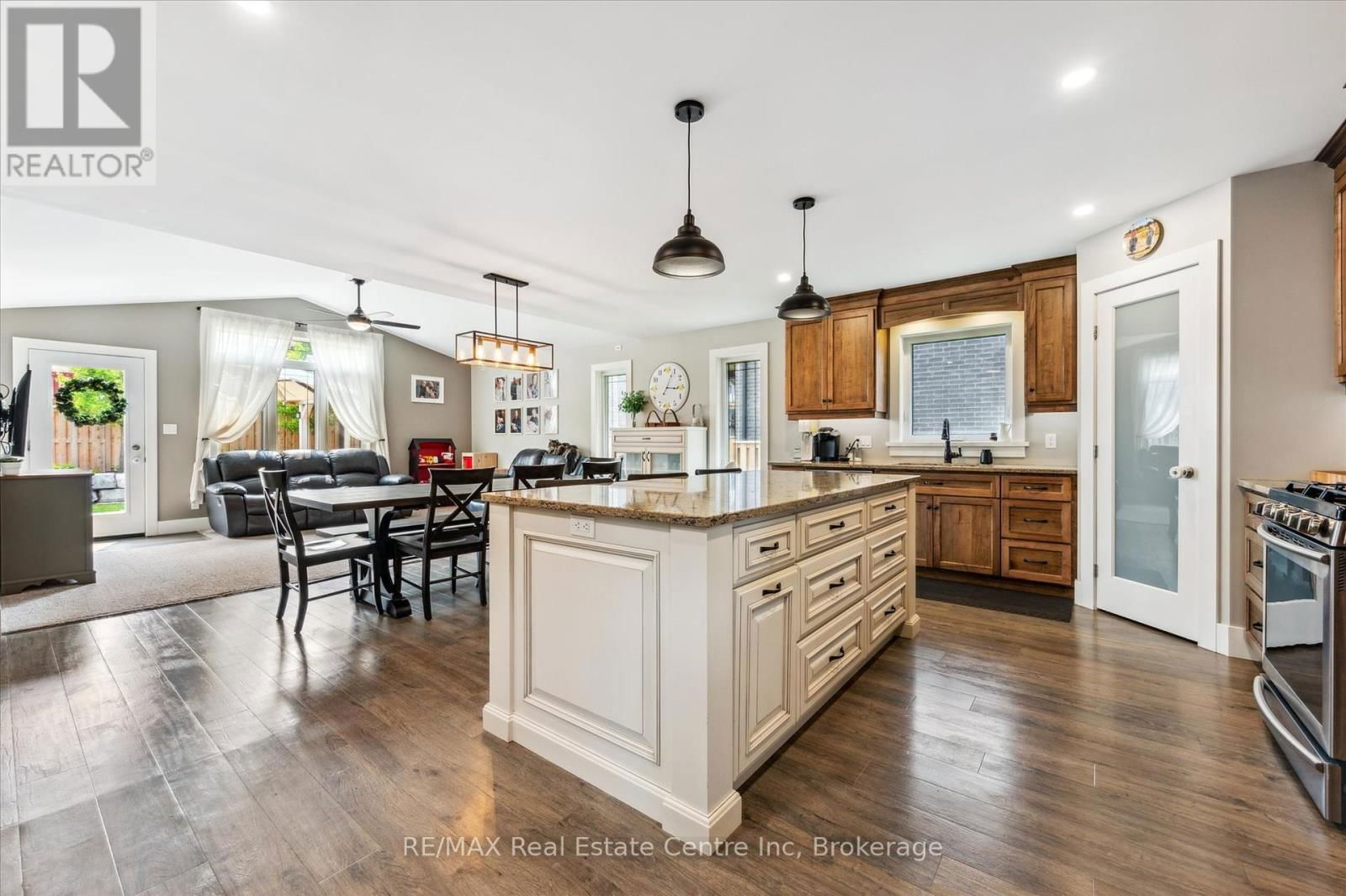 91 GERBER DRIVE Image 14