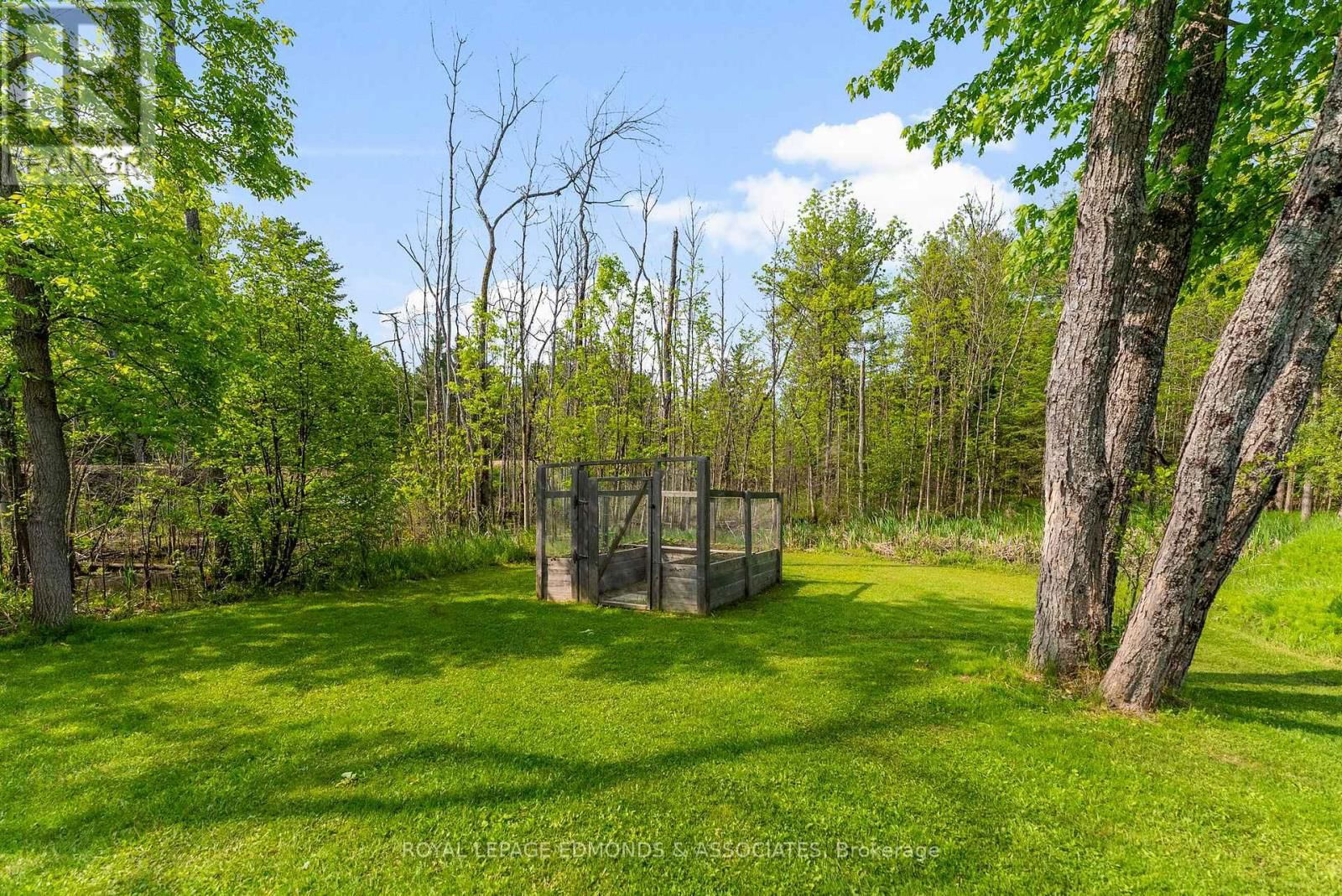50 BLUE DANUBE WAY Image 43
