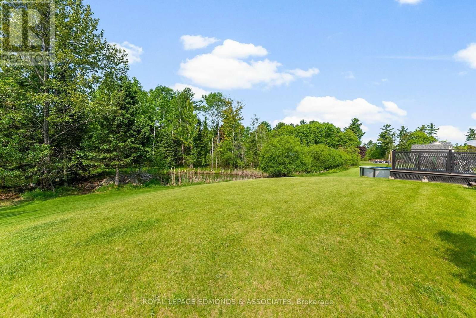 50 BLUE DANUBE WAY Image 46