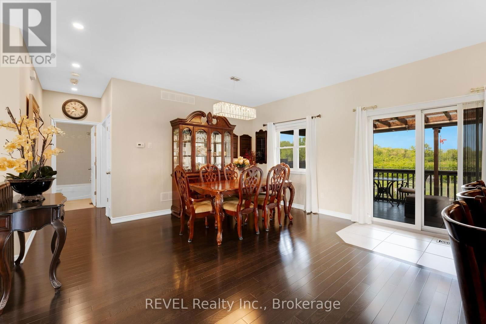 181 HETRAM COURT Image 15