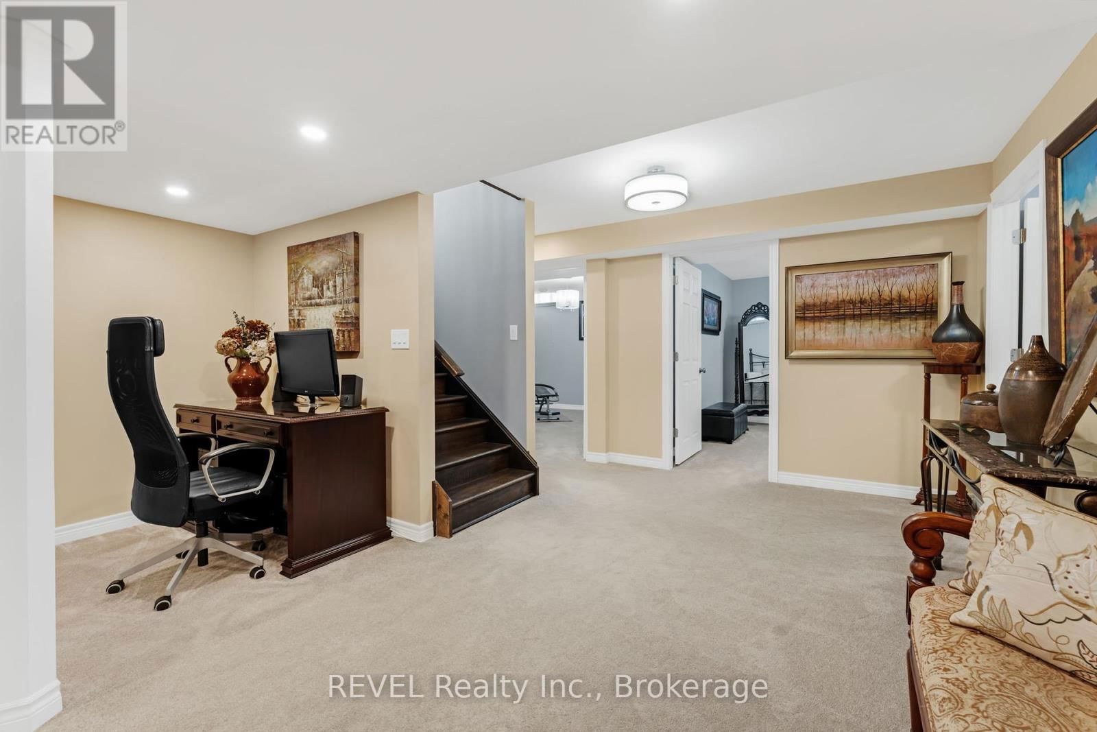 181 HETRAM COURT Image 27