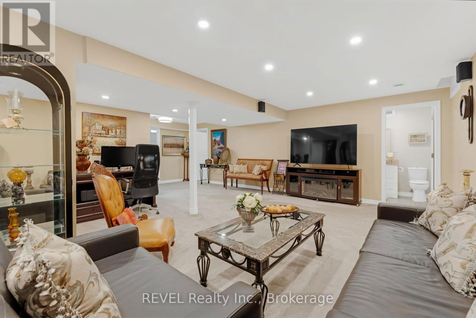 181 HETRAM COURT Image 28
