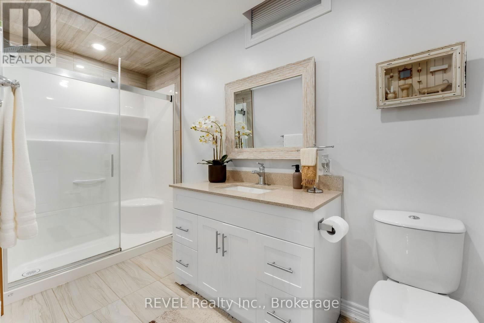 181 HETRAM COURT Image 29