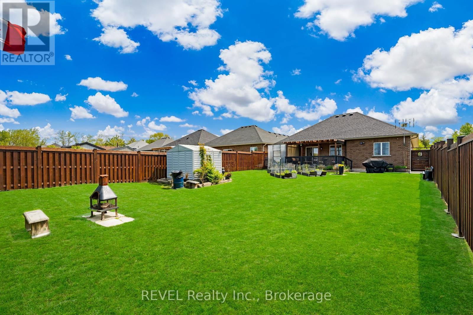 181 HETRAM COURT Image 42