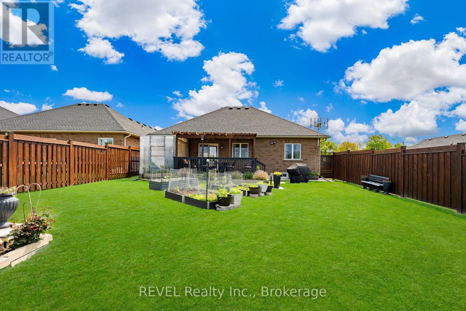 181 HETRAM COURT Image 43