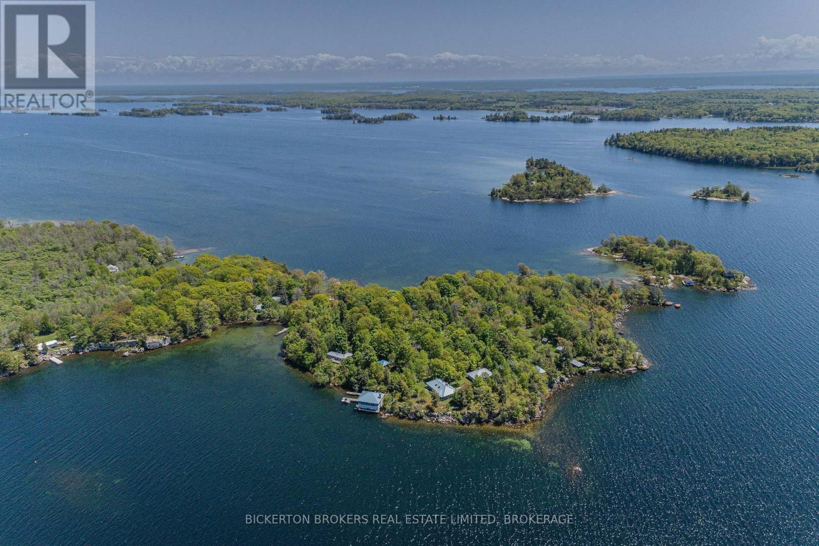 16 HAY ISLAND Image 48