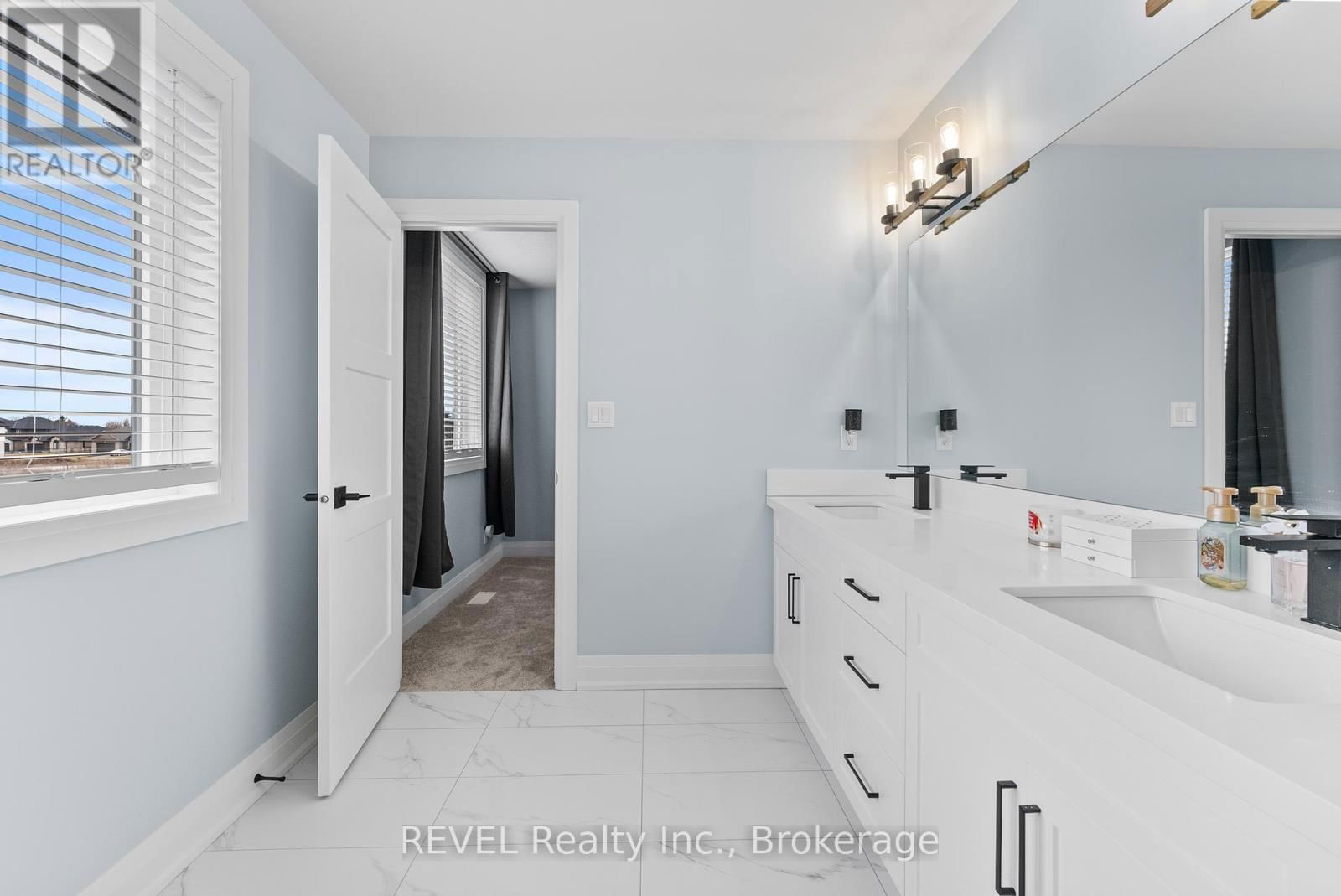 151 CRADDOCK BOULEVARD Image 23