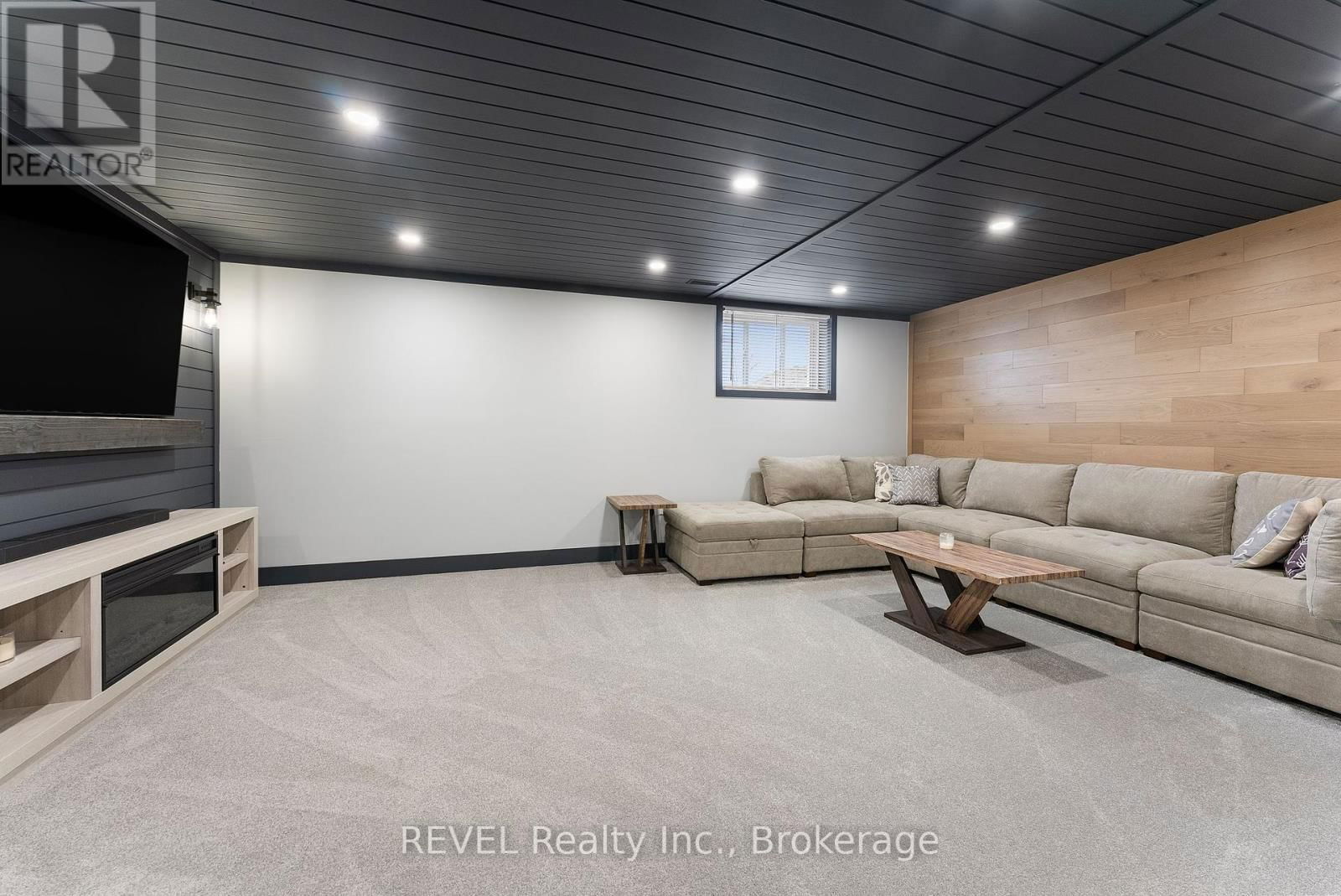 151 CRADDOCK BOULEVARD Image 33