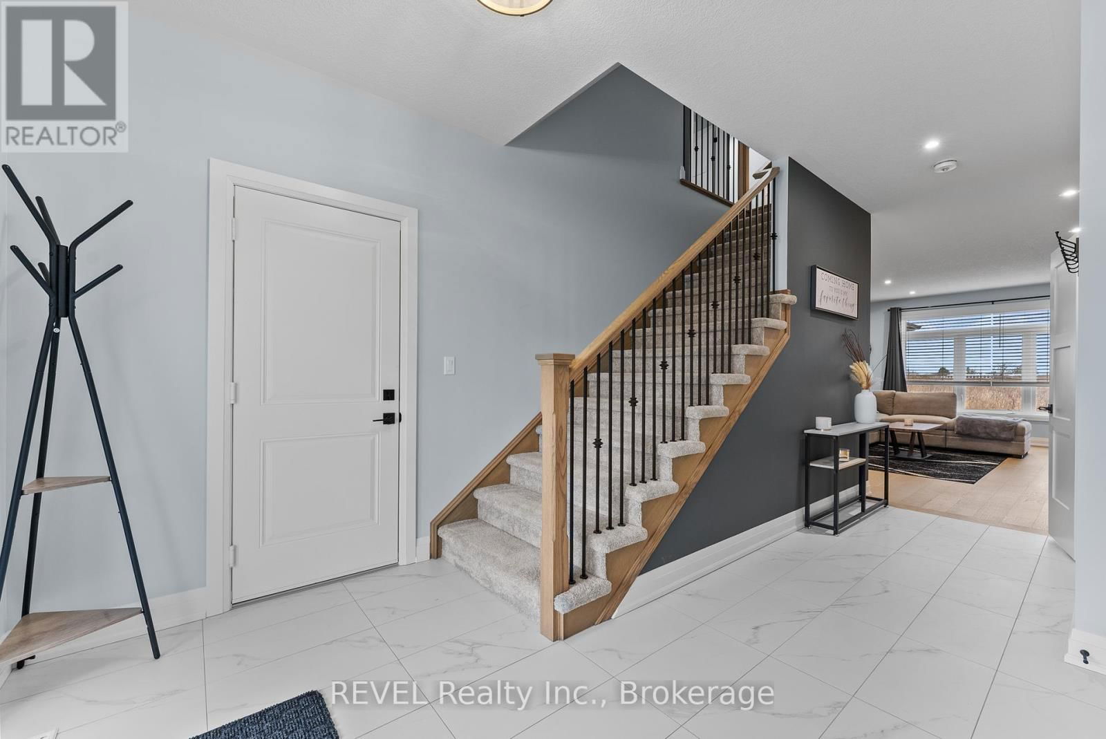 151 CRADDOCK BOULEVARD Image 4