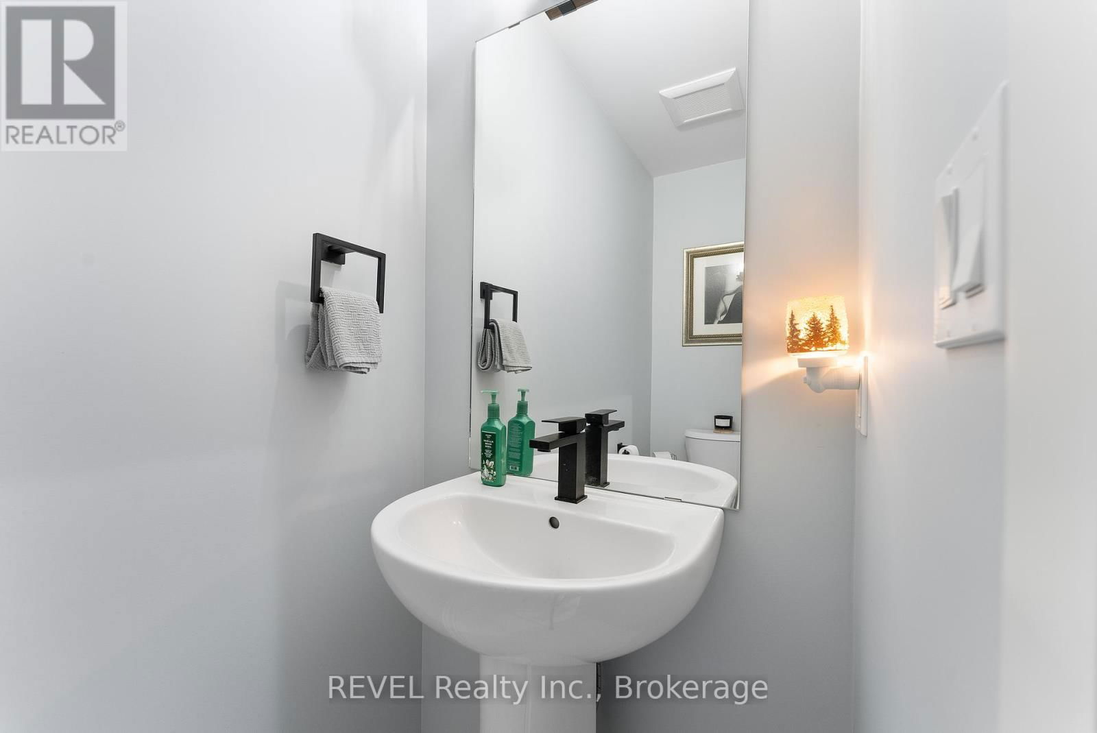 151 CRADDOCK BOULEVARD Image 6