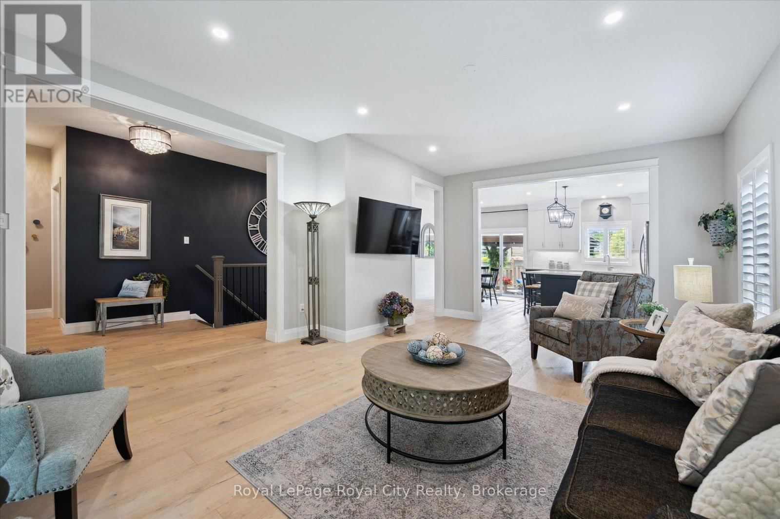 5 HANEY DRIVE Image 17