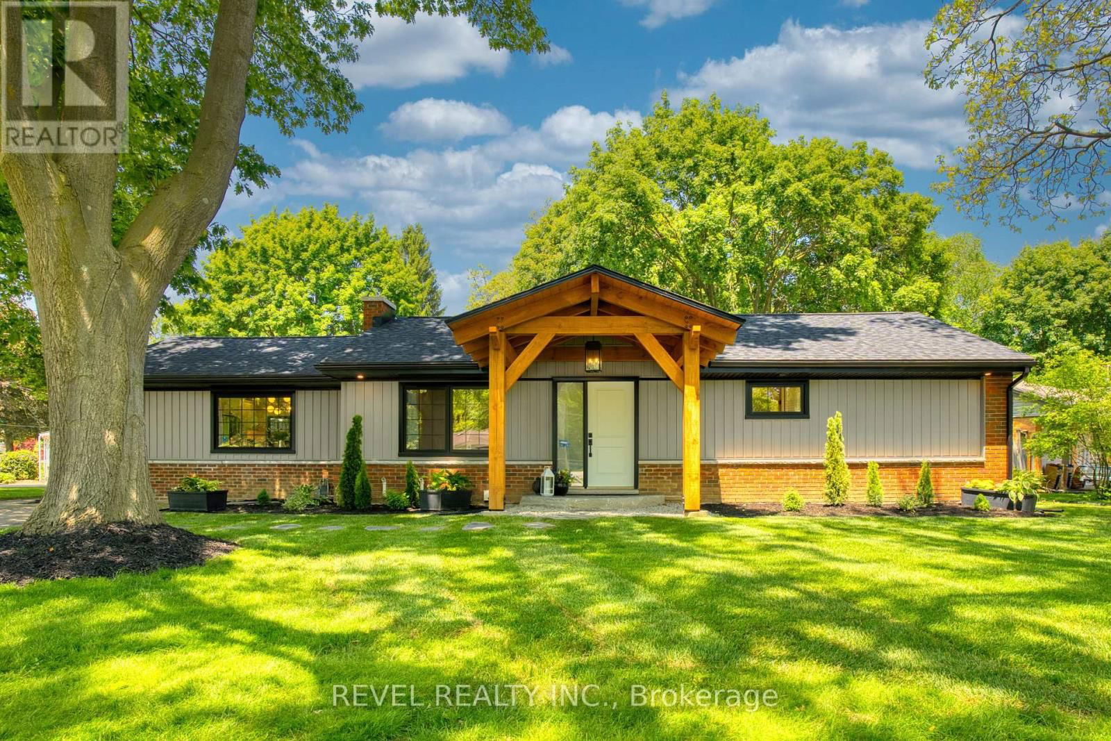 793 GREEN LANE Image 1