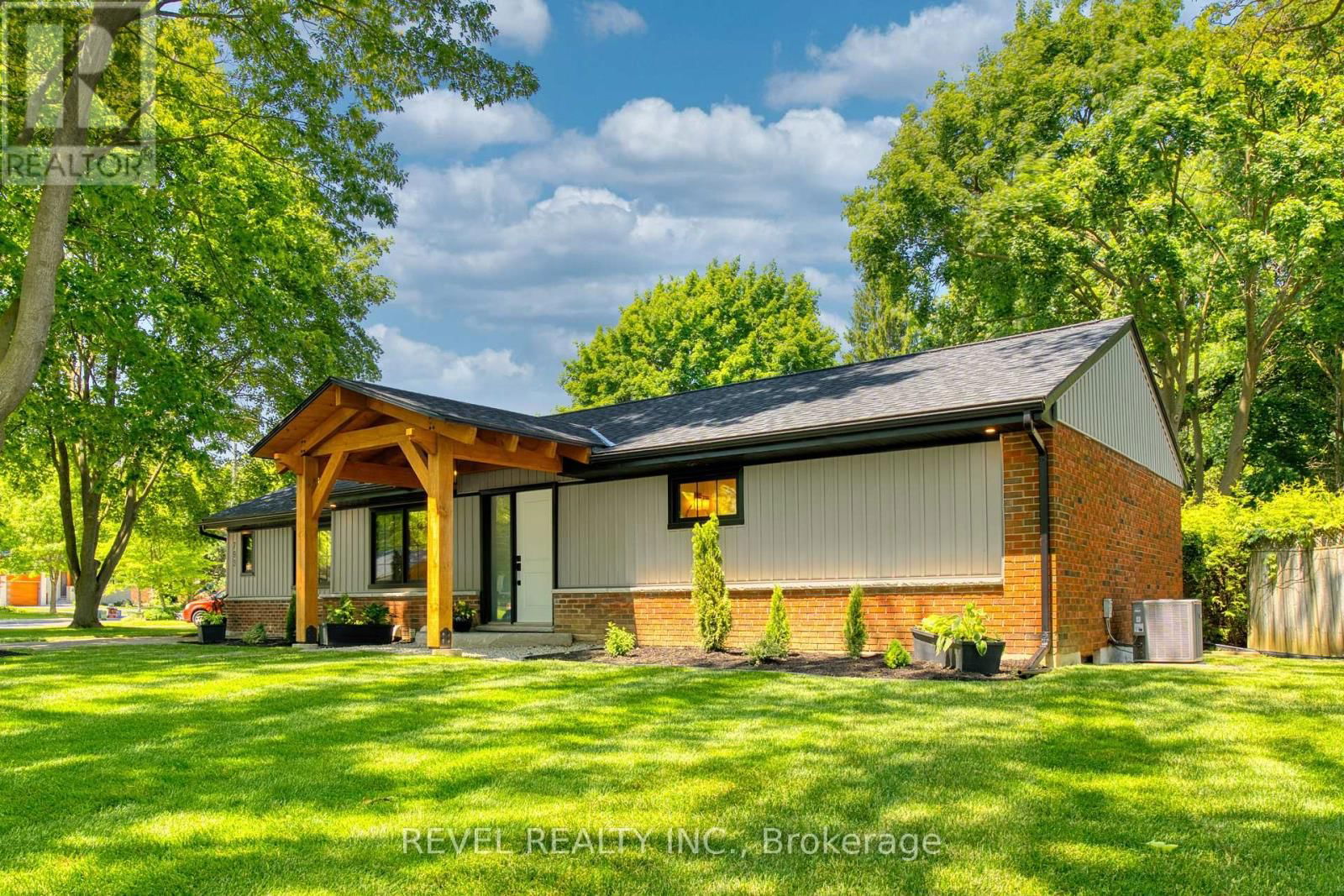 793 GREEN LANE Image 2