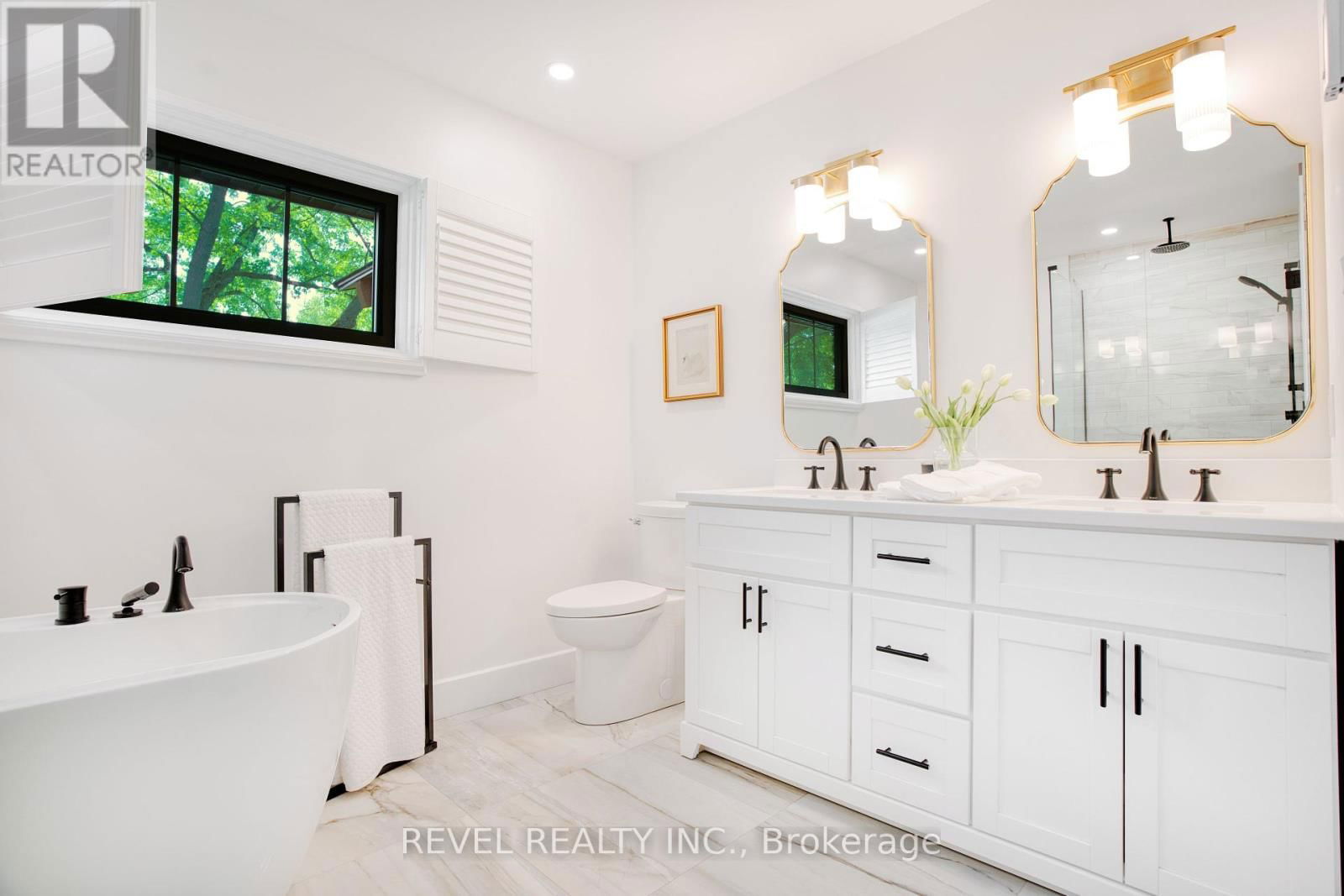 793 GREEN LANE Image 22