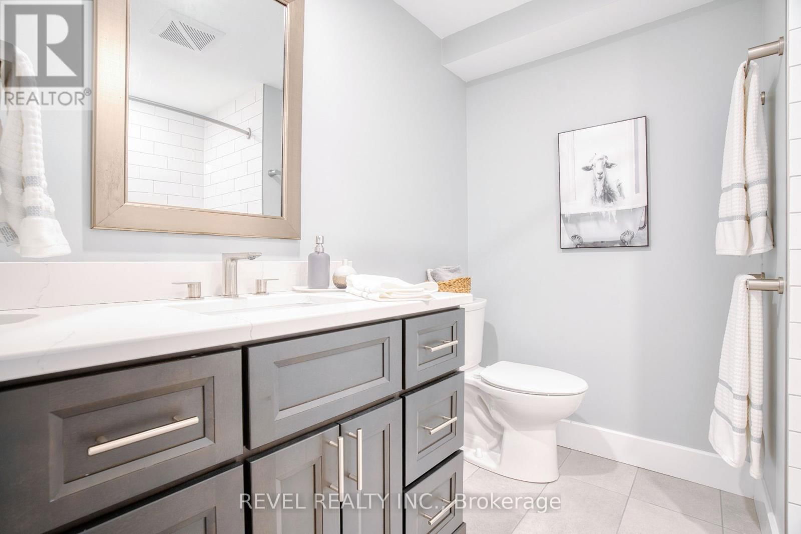 793 GREEN LANE Image 28
